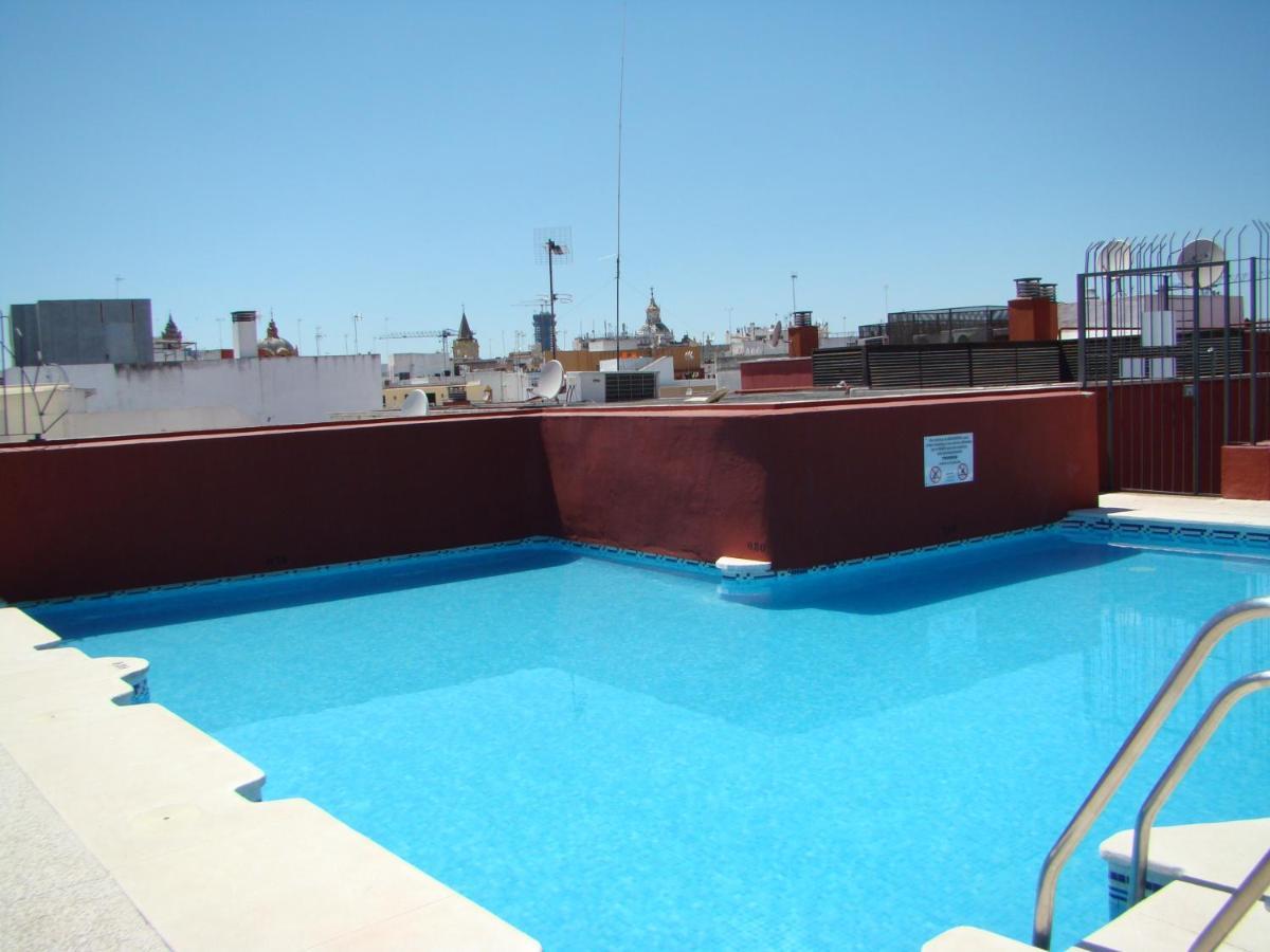 Conde De Ibarra Apartment Seville Exterior photo