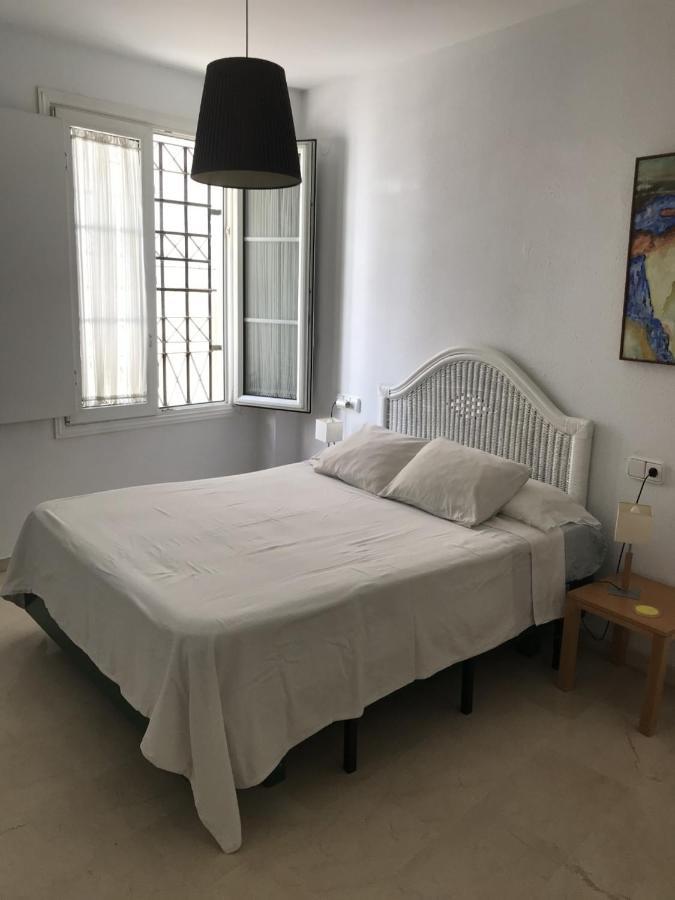 Conde De Ibarra Apartment Seville Exterior photo